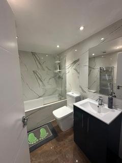 3 bedroom flat to rent, Bavaria Road - Flat C, Islington, London, N19