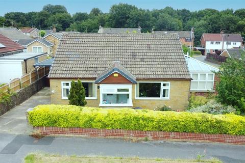 4 bedroom detached bungalow for sale, Templegate Road, Leeds
