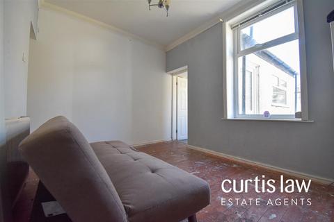 2 bedroom end of terrace house for sale, Preston Street, Darwen, BB3