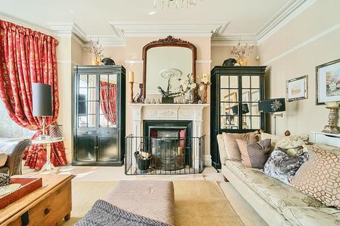 undefined, Thornbury Avenue, Shirley, Southampton, Hampshire, SO15