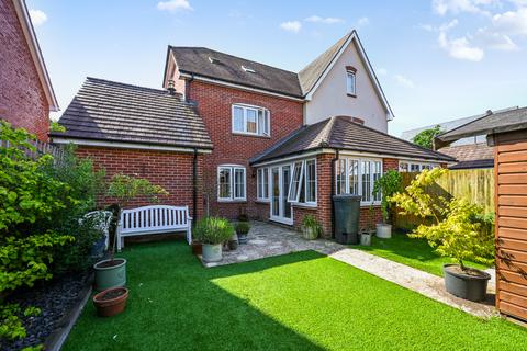 3 bedroom semi-detached house for sale, Hailsham BN27