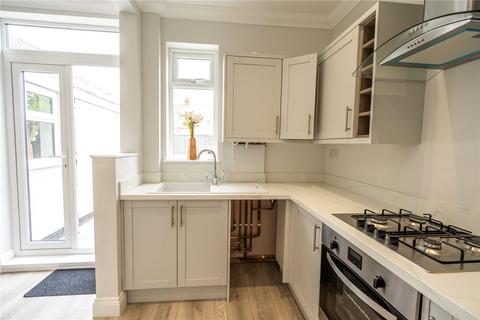 10 Felstead Road, Grimsby, DN34 4EU
