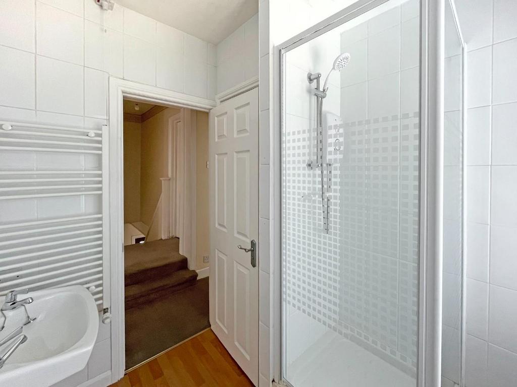 Bathroom.JPG