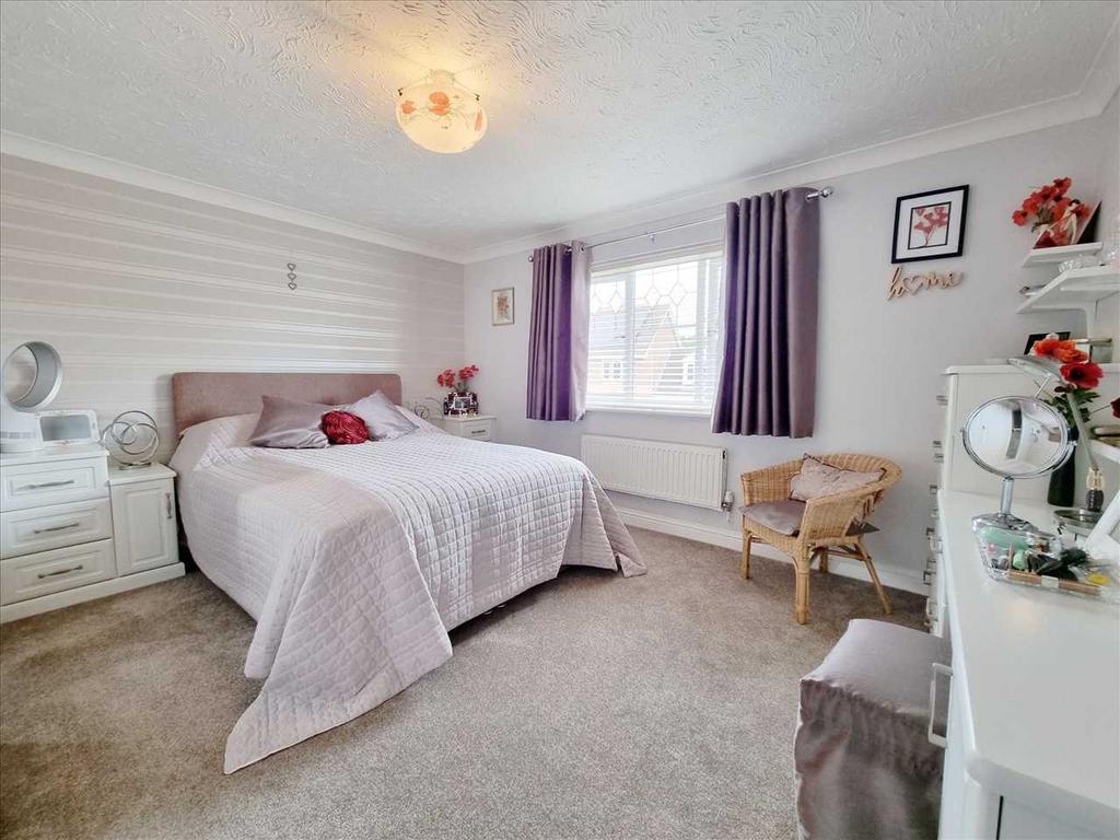 Bedroom 1: