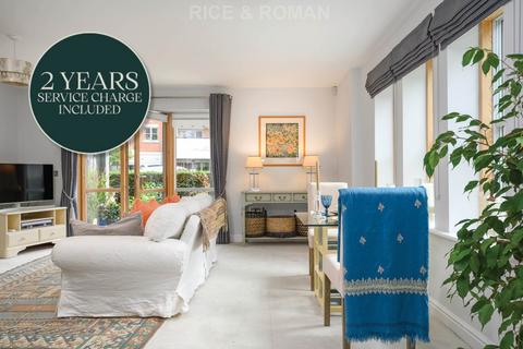 1 bedroom retirement property for sale, Oatlands Drive, Weybridge KT13