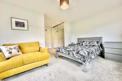 3 bedroom townhouse for sale, 9 Conon Place, Inverness, IV2 6HR