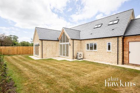3 bedroom detached house for sale, Old Orchard Close, Christian Malford, Chippenham