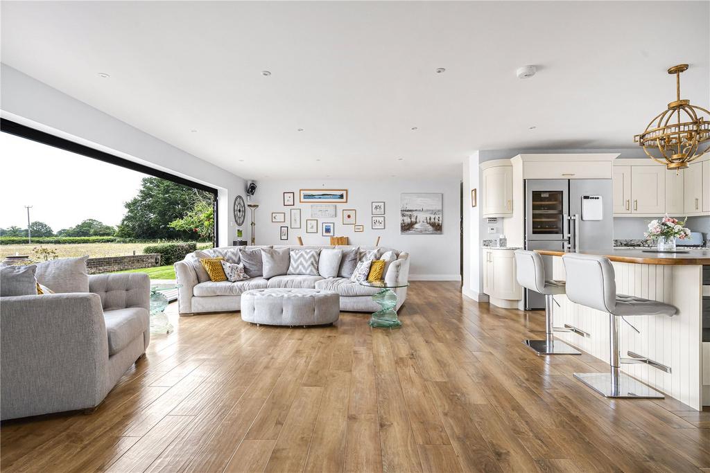 Kitchen/Family Room