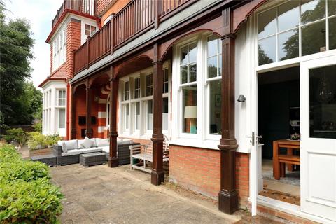 3 bedroom flat for sale, Caley House, 74 Leopold Road, SW19