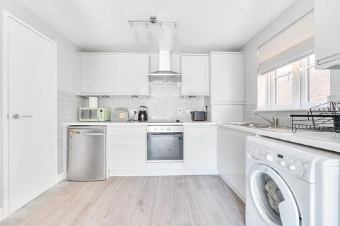 1 bedroom flat for sale, Kingsworthy Close, Kingston Upon Thames, KT1