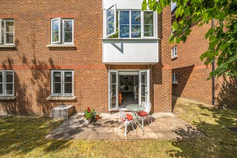 1 bedroom flat for sale, Kingsworthy Close, Kingston Upon Thames, KT1