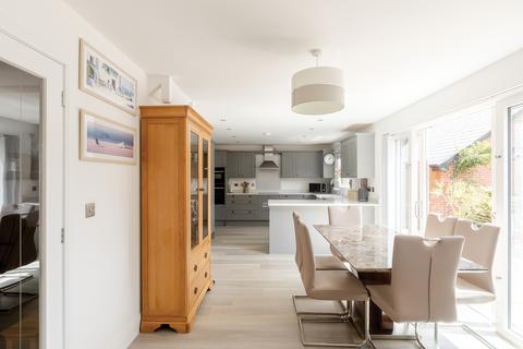 14 Birch Grove, Tutshill, Chepstow, NP16 7FH