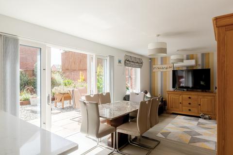 14 Birch Grove, Tutshill, Chepstow, NP16 7FH