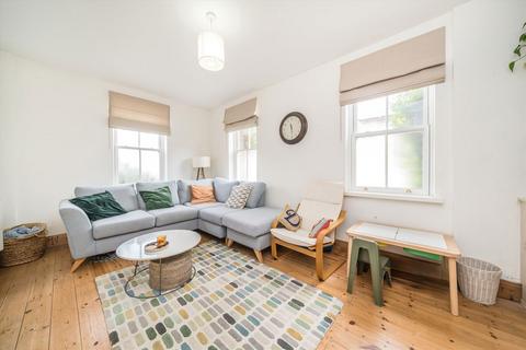 3 bedroom end of terrace house for sale, Mayberry Place, Surbiton KT5
