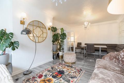 3 bedroom flat for sale, Mariscat Road, Pollokshields