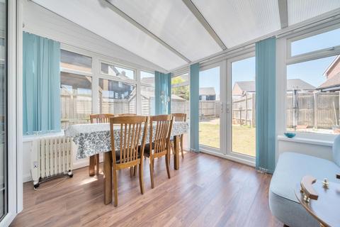 3 bedroom semi-detached house for sale, Herdwick Close, Kingsnorth, Ashford TN25