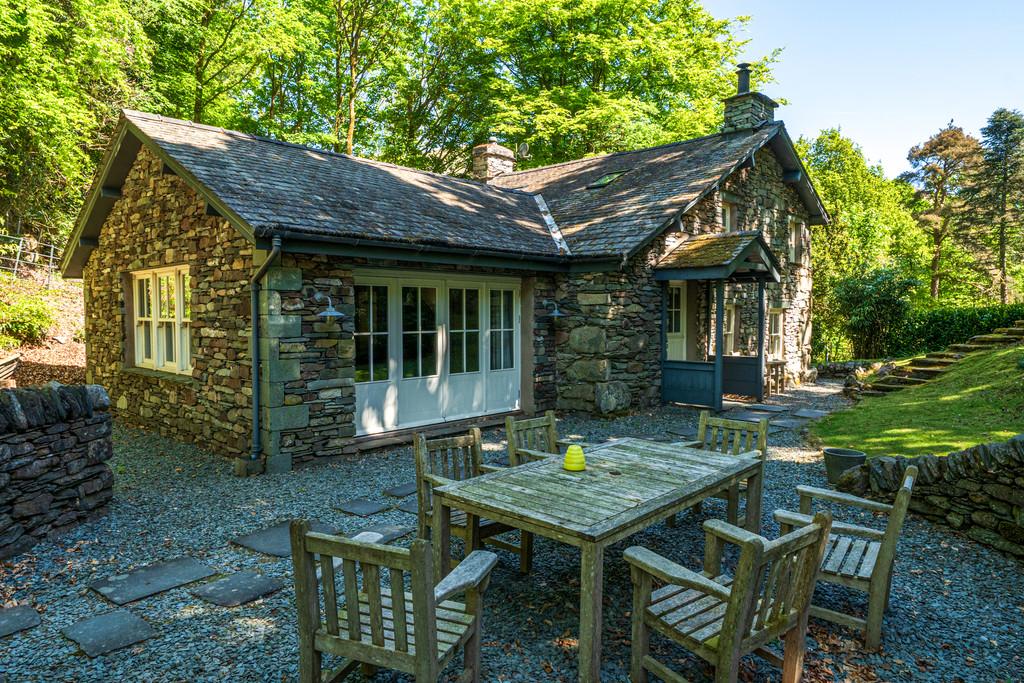 Thimble Hall and Patio Area