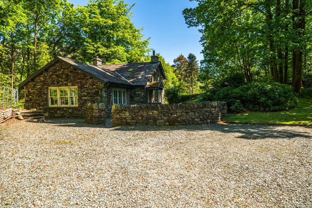 Private Parking on Driveway