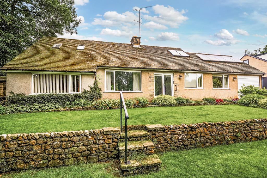 7 Lune Close