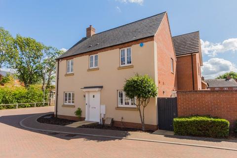 3 bedroom detached house for sale, Junction Way, Kettering NN14