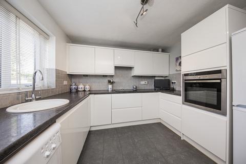 Casinha Figg Lane, Crowborough, TN6 2PD