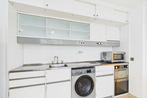 1 bedroom apartment to rent, Barbican, City of London