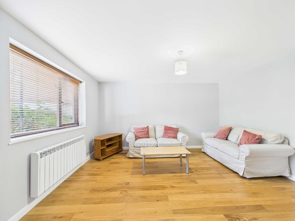 Cam03741 g0 pr0102 still007