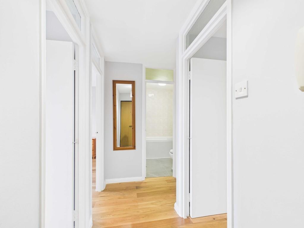 Cam03741 g0 pr0102 still013