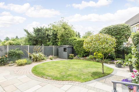 3 bedroom detached house for sale, Alvington Way, Market Harborough