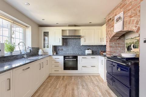 undefined, Clivey, Dilton Marsh