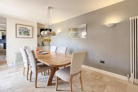 undefined, Clivey, Dilton Marsh
