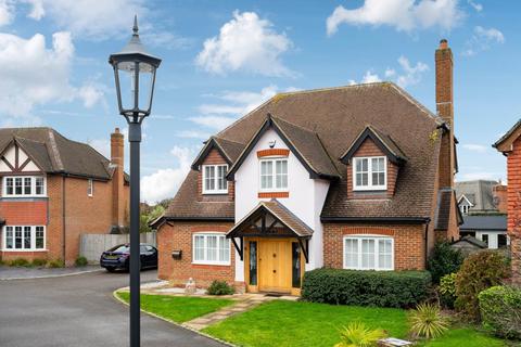 5 bedroom detached house for sale, Buckland