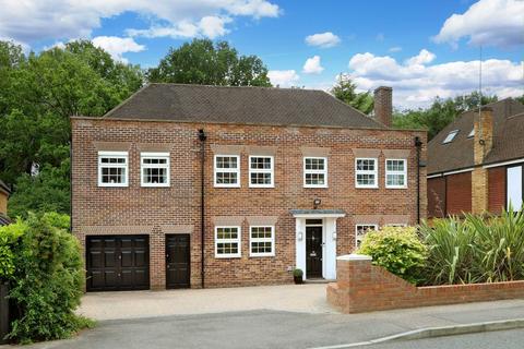 5 bedroom detached house for sale, Howards Wood Drive, Gerrards Cross, Buckinghamshire, SL9