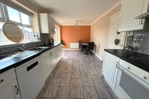 4 bedroom detached house for sale, Hexham Close, Mansfield