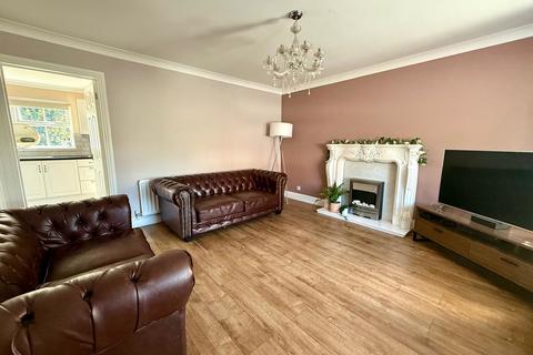 4 bedroom detached house for sale, Hexham Close, Mansfield