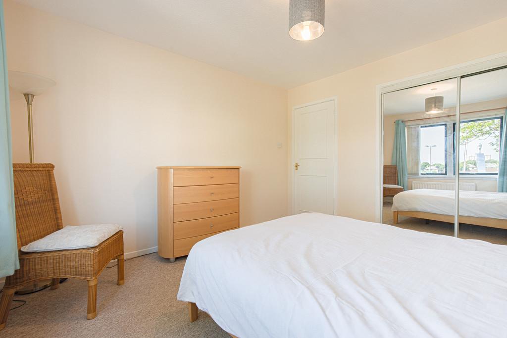 Bedroom2 Angle2
