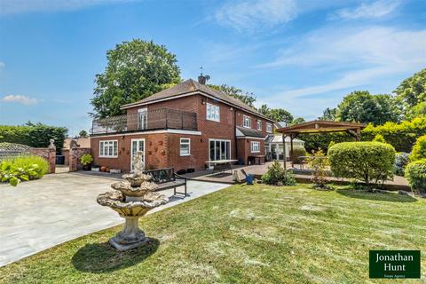 undefined, Whitebarns, Buntingford SG9