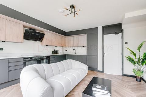 4 bedroom maisonette to rent, Cropley Street, Islington, London