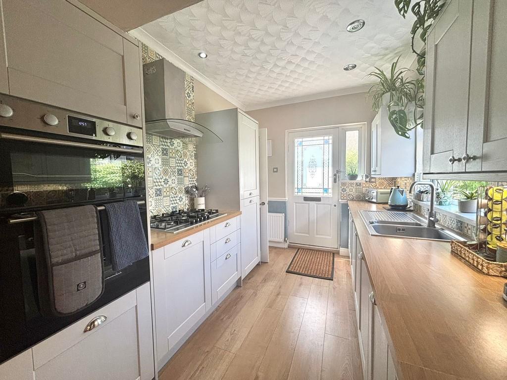 Kitchen 3