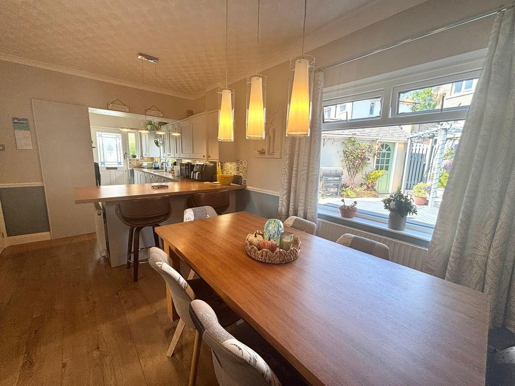 Open Plan Kitchen Diner