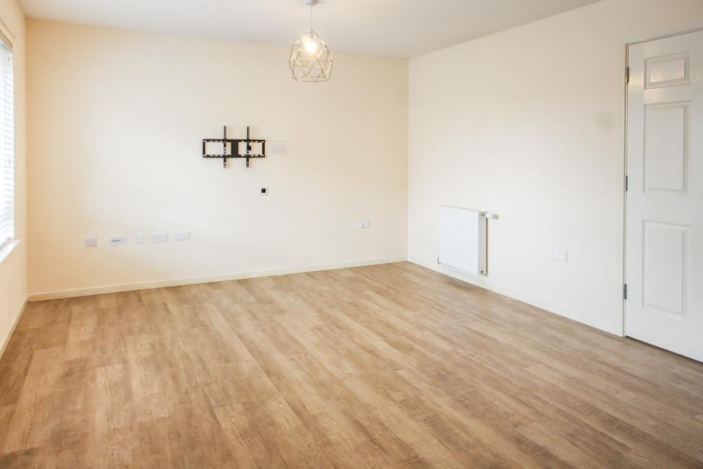 12 Balmoral - Redone Small-13