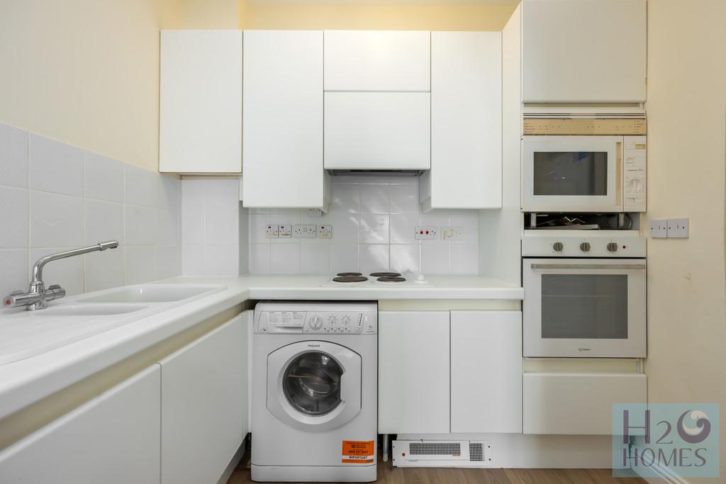 Starboard Court 28-014