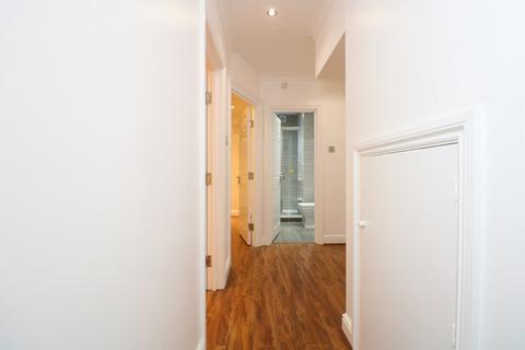2 bedroom ground floor flat to rent, Villiers Road, London NW2