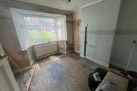 3 bedroom semi-detached house for sale, Saffron Lane, Leicester