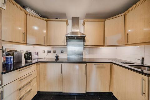 Uxbridge Road, Ealing Broadway, W5