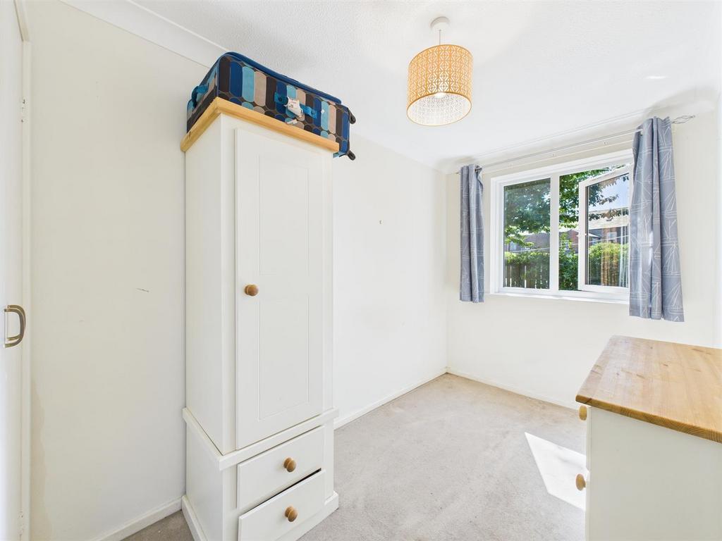 Bedroom: