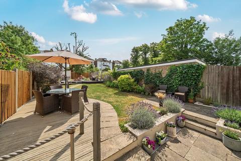 6 bedroom semi-detached house for sale, Baring Road, London, SE12