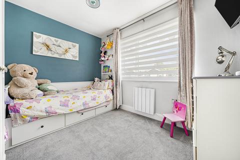 4 Brookside, Watlington, OX49 5AQ