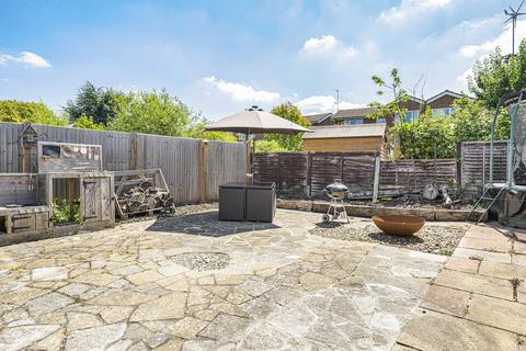 4 Brookside, Watlington, OX49 5AQ