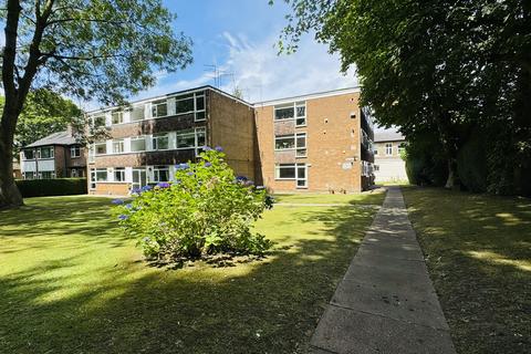 2 bedroom apartment for sale, Flat 15 Moorbank Court, Shire Oak Road, Headingley